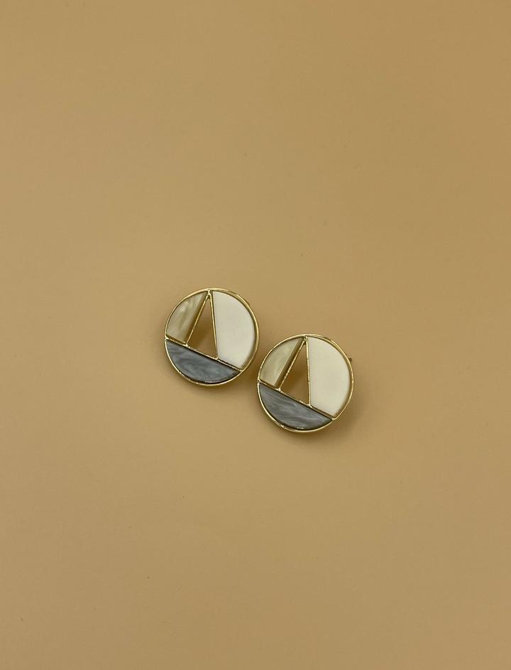 Multi-color Boat Ear Studs ( Off-white & Grey)